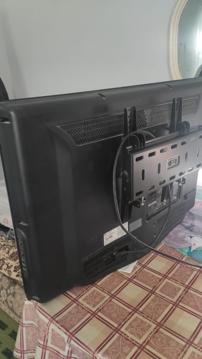 Телевизор LG 32 32LG2100.