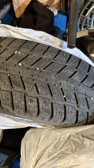 Продам резину б/у