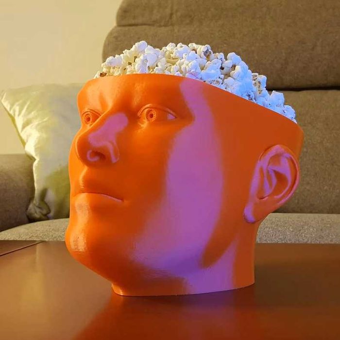 Vas 3D in forma de cap (mai am doar pe negru) Nou