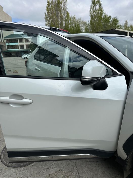 Toyota Rav 4 2021 г
