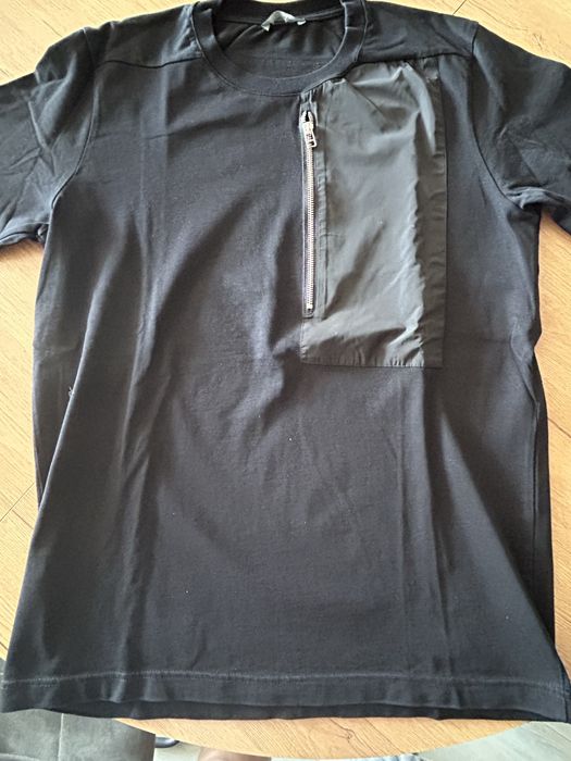 Тениски на Pause Jeans