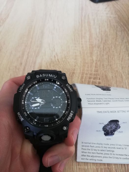 Часовник Basumiu Mud/Water/Vibe Resistant – нов