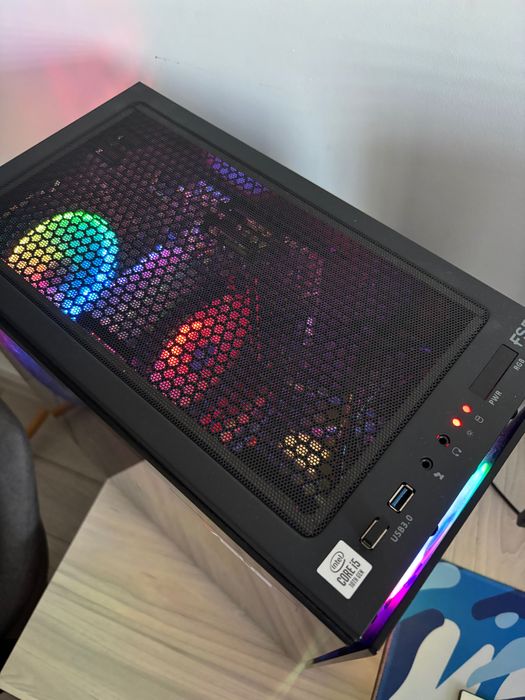 Calculator gaming recondiționat și întreținut