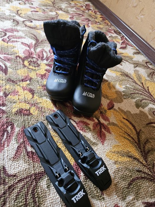 Ботинки лыжные новые