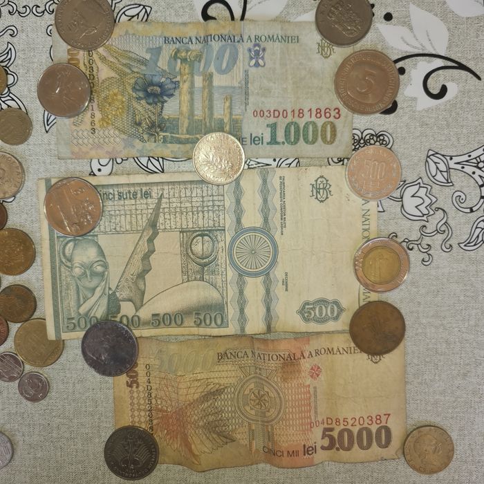 Monede și bancnote vechi