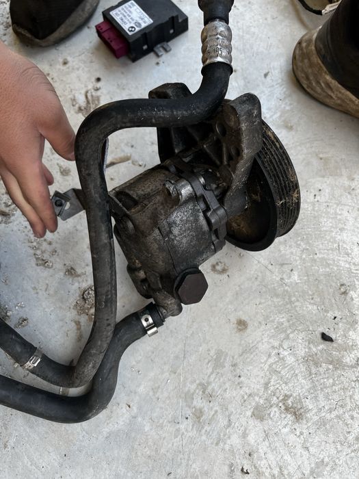 Хидравлична помпа БМВ е60 е61 525д 530д