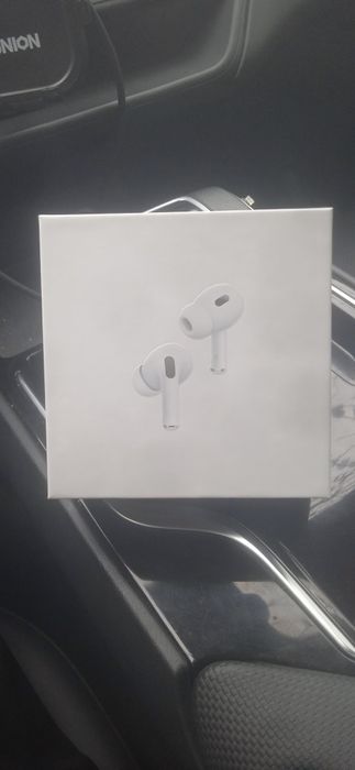 Продам новые Airpods pro