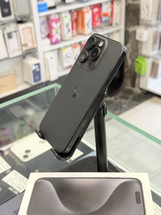 Apple iPhone 15 Pro 128GB Black Titanium