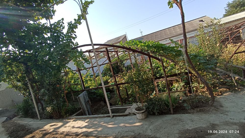 Теплица сотилади