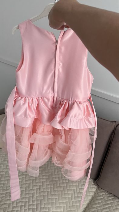 Продам нарядное платье