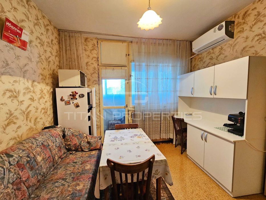 Продава се Двустаен апартамент в Пловдив, Изгрев - 42 кв.м за 1000 €/кв.м - Снимка #1