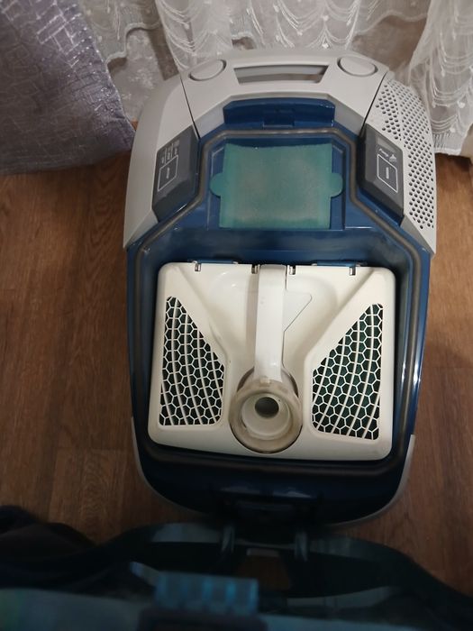 Продам пылесос моющий производства Германия