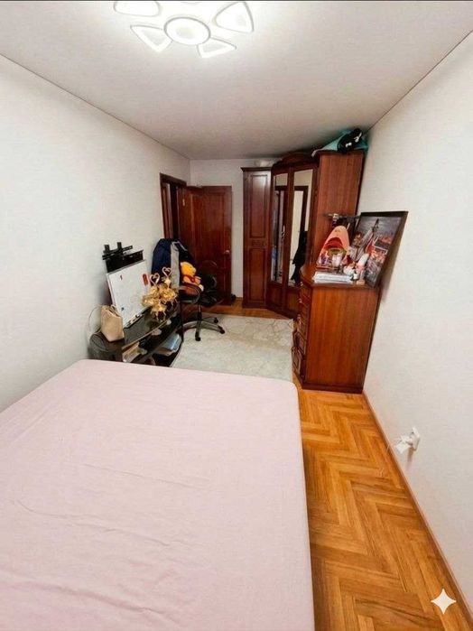 Продам 2 комнатную Электрон