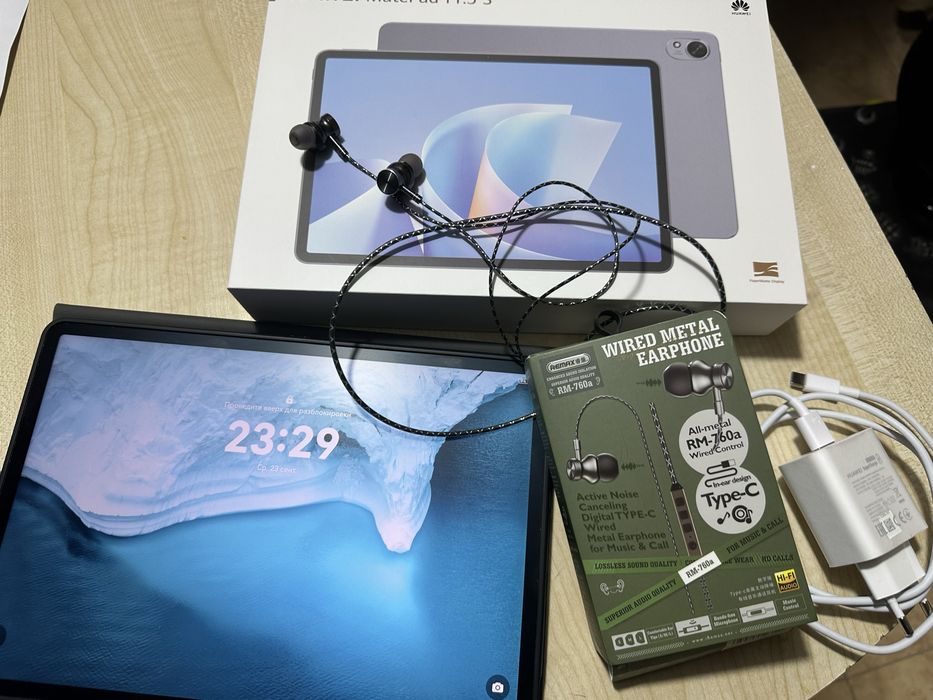 Продам планшет Huawei