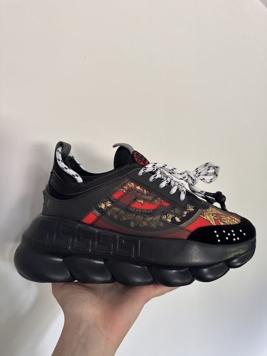 Versace Chain Reaction Black & Read