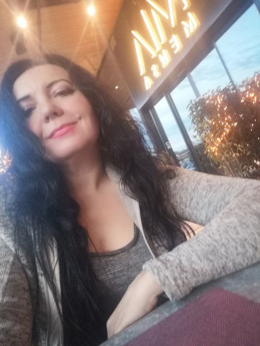 Limbi straine. Olandeza, franceza sau engleza. Araba nivel A1.