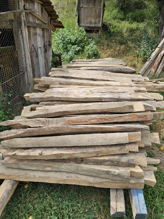 Lemn de peste 100 ani