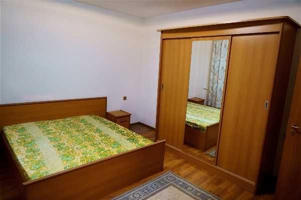 Продава се Тристаен апартамент в Пловдив, Гагарин - 85 кв.м за 960 €/кв.м - Снимка #1