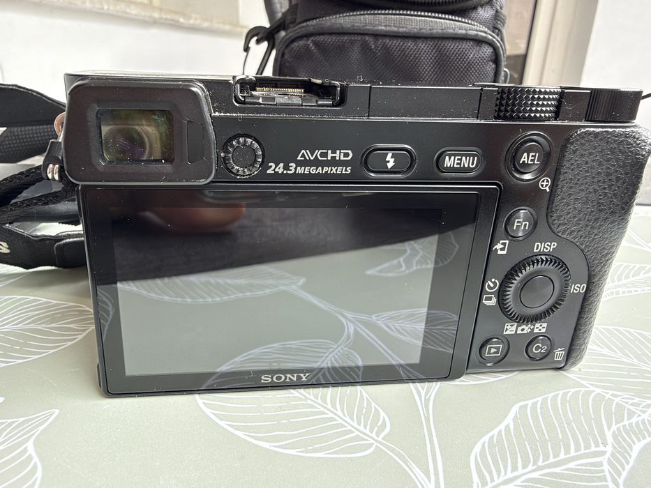 Фотоапарат Sony a6000