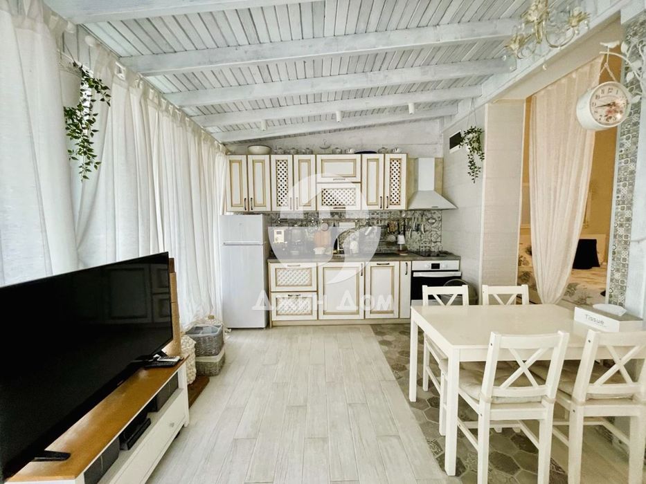 Продава се Четиристаен апартамент в к.к. Слънчев бряг - 135 кв.м за 1000 €/кв.м - Снимка #2