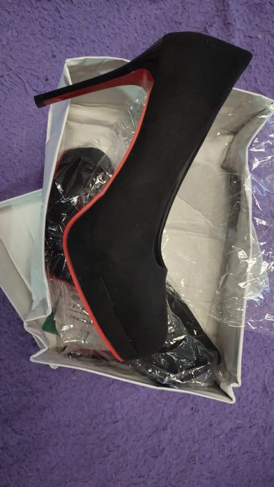 Продам туфли 39р
