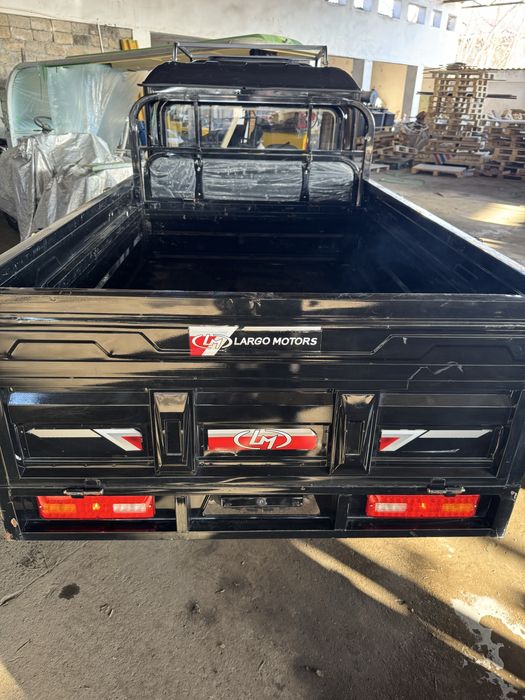 Продам электро трицикл новый