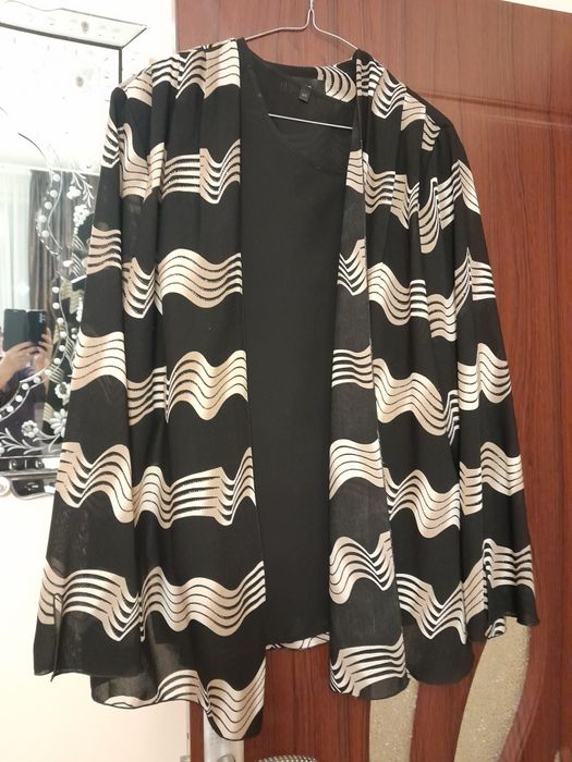 Bluza voile mas.XXXL și blazer mas.60
