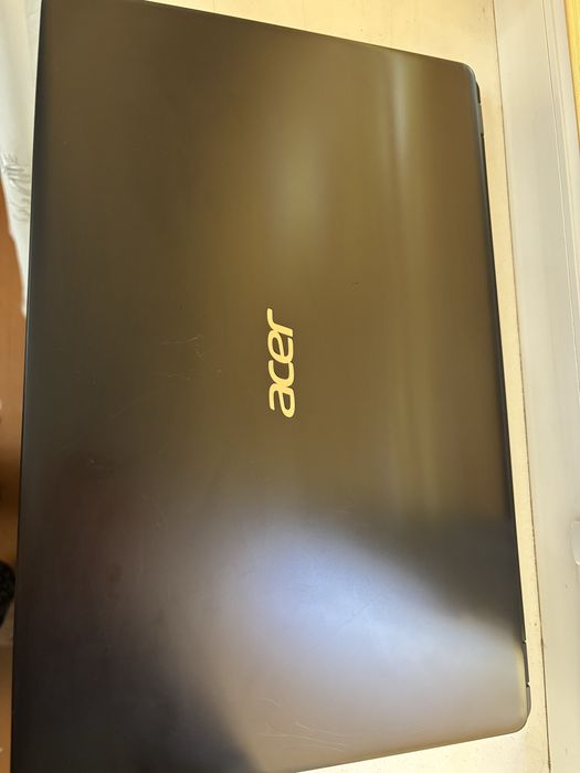 Ноутбук Acer aspire 3 черный
