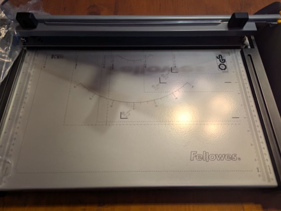 FELLOWES A3 Гилотина За Рязане На Хартия