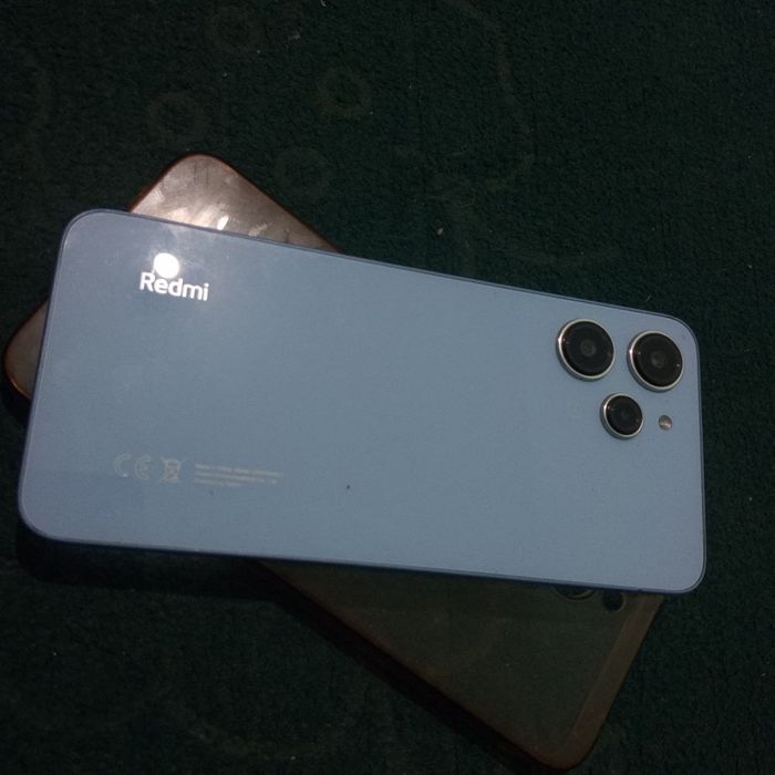 Redmi 12  telefon holati zôr