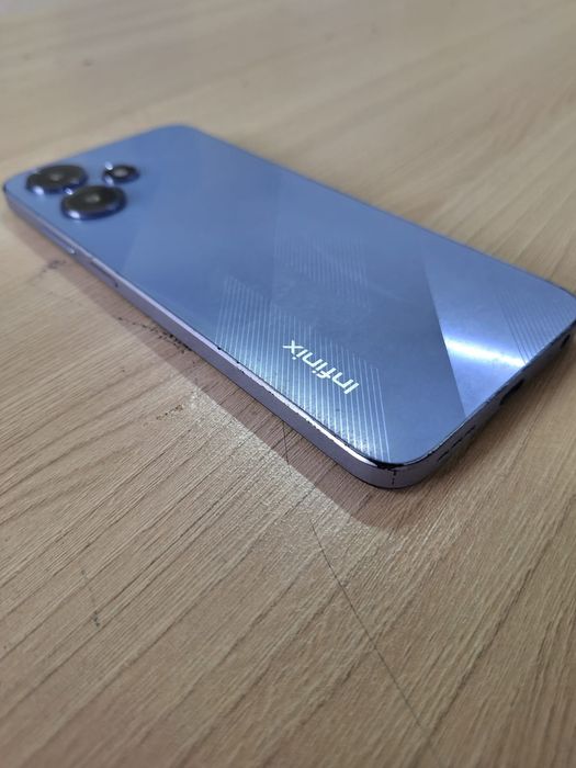 Infinix Hot 30 play  обмен