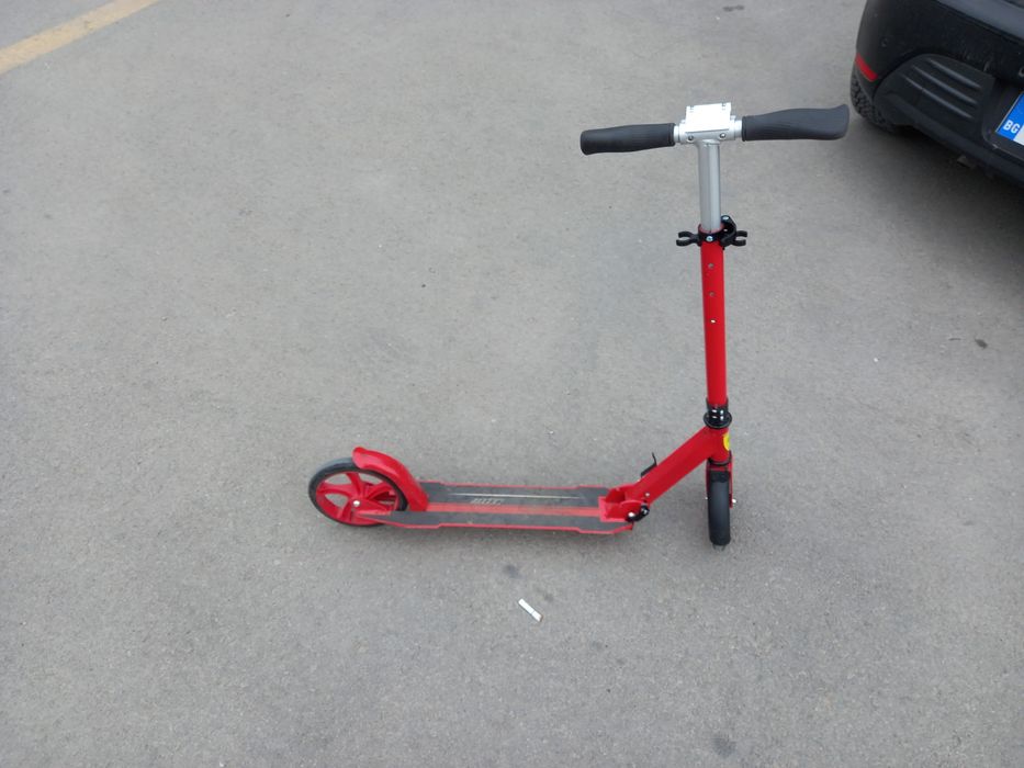 BMW  М3 колички, Шел колекция и тротинетки ферари (Ferrari)