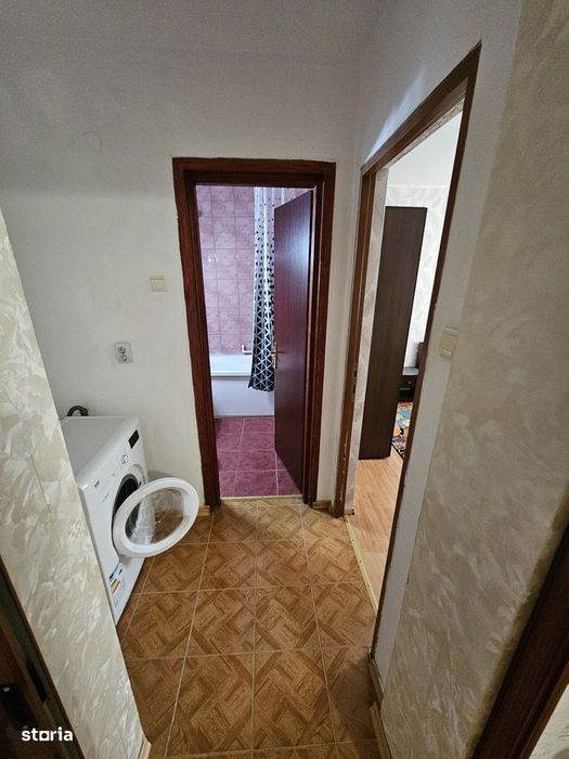 Inchiriez ap cu 2 camere zona Scoala 5