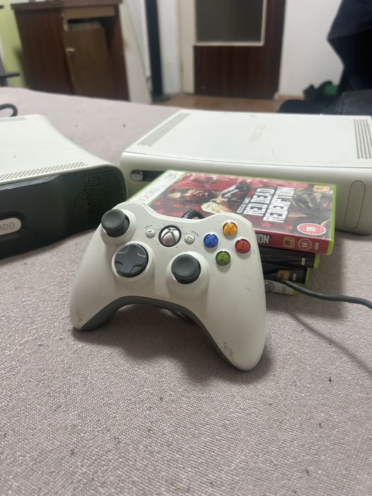 XBOX360 2 броя напълно работище