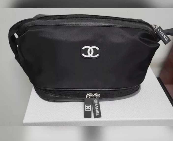 CHANEL несесер с двойно дъно