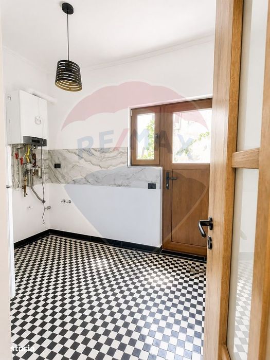 Apartament 3 camere în vilă -Ideal birouri, cabinet Popa Nan