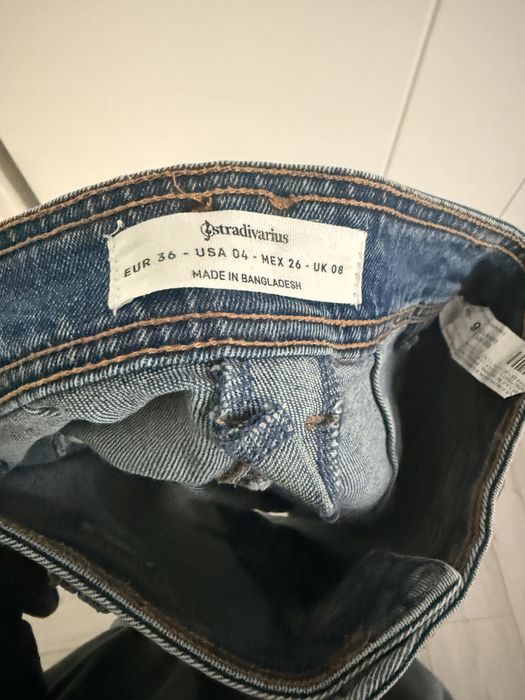 Fusta de blugi Stradivarius