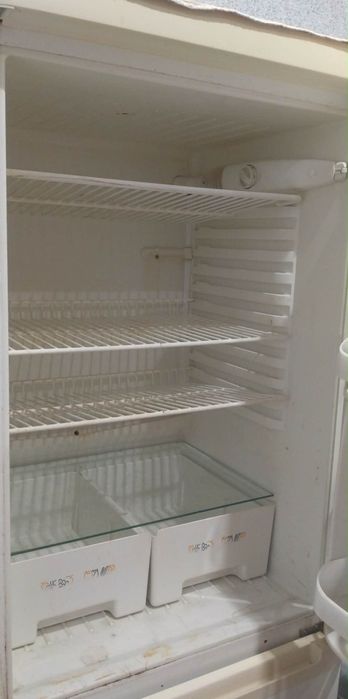 Подарявам Хладилник