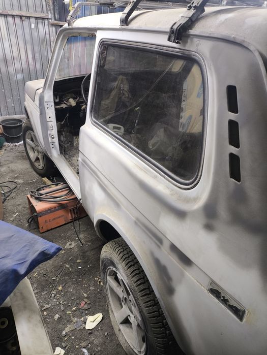 Продам ниву,на ходу