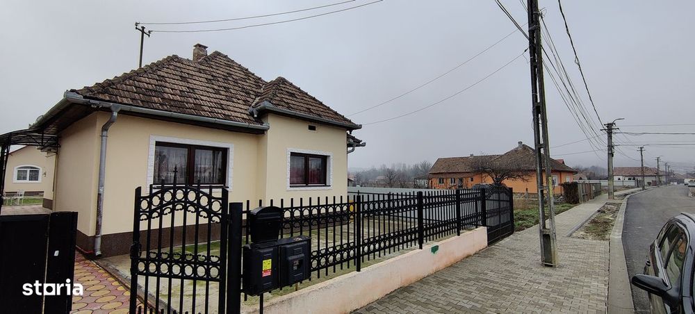 2 CASE / str. Eminescu