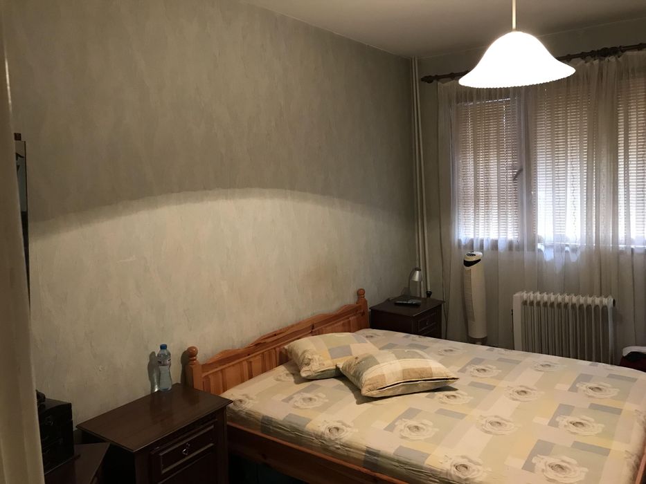 Дава се под наем Тристаен апартамент в Пловдив, Южен - 80 кв.м за 425 € - Снимка #2