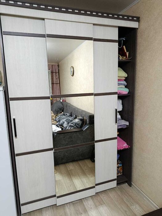 Продам шкаф купе