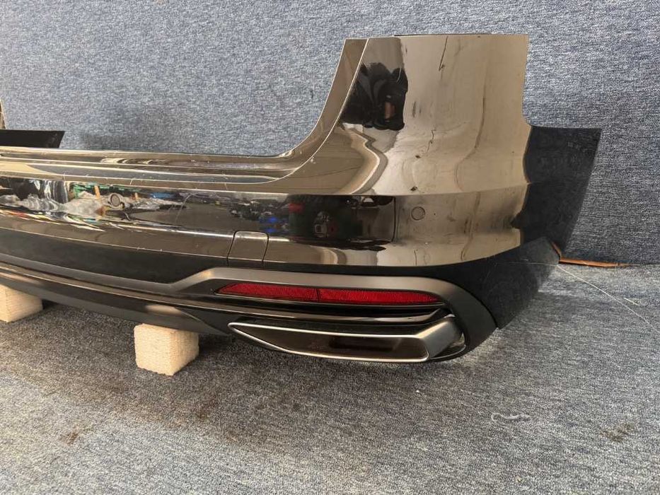 Audi A4 8W B9 Facelift Bara spate completă