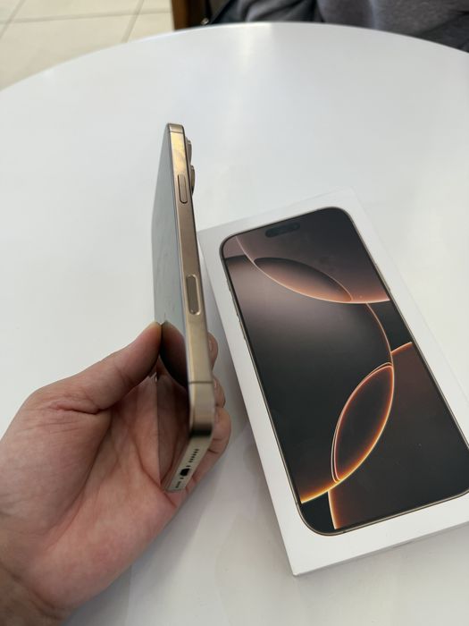Продам iPhone 16 Pro Max 256 ГБ