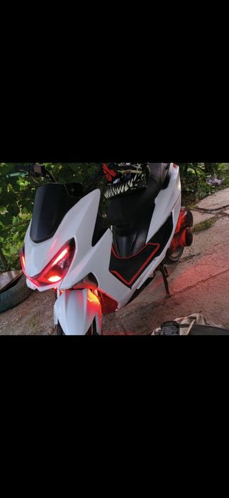 Мопед срочно макси..