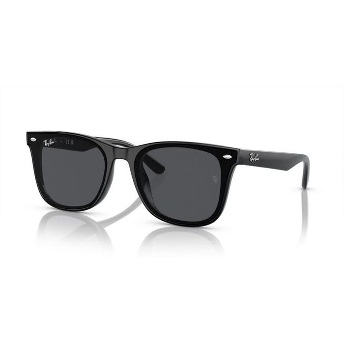 Солнцезащитные очки Ray-Ban Wayfarer Classic