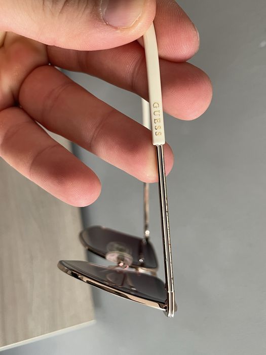 Дамски Очила GUESS