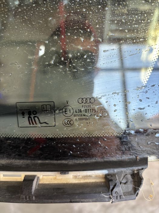 дясно стъкло за Audi A7 C8 4K