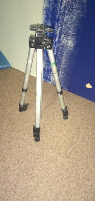 Мольберт алюминиевый б/у