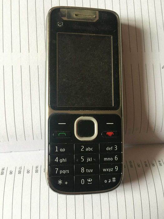 Nokia C2 telefon in orice retea